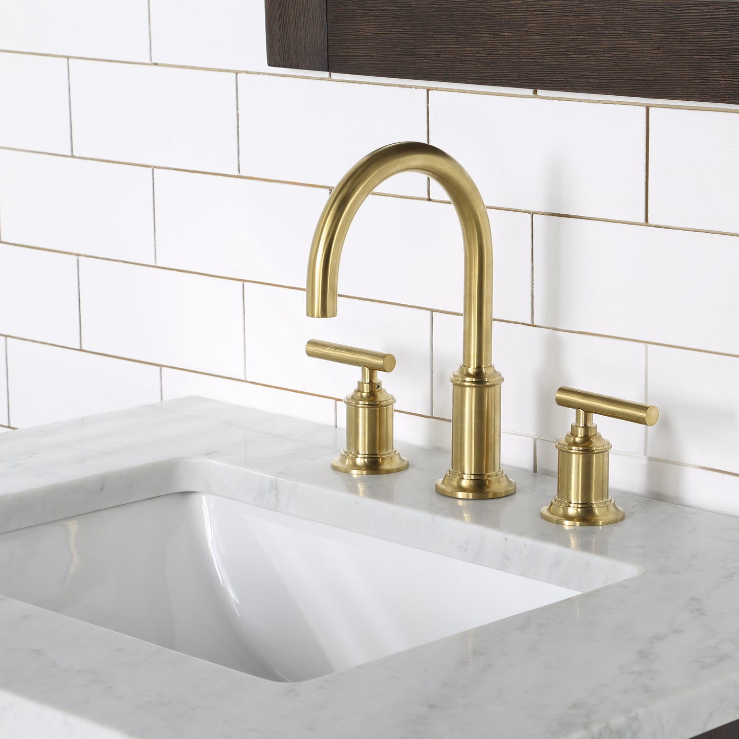 30 In Sink Marble Countertop Vanity, Oak, Faucet and Mirror, Chestnut collection